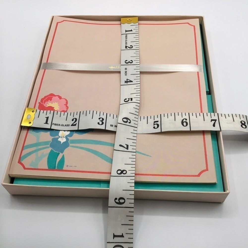 VINTAGE Scented HALLMARK Boxed Stationery Set Floral Complete 54 Pieces - Picture 11 of 11